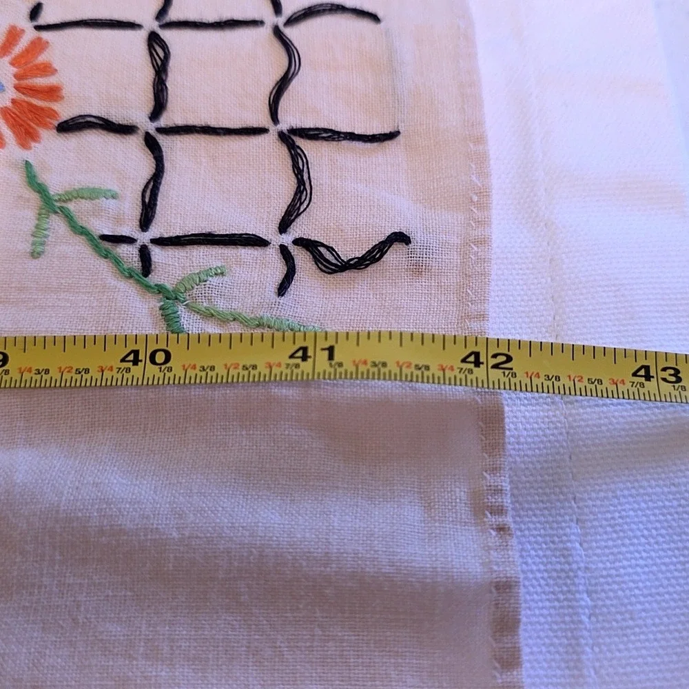 Vintage Embroidered Linens Multicolor Bird Butterfly Floral Set Craft Cutters